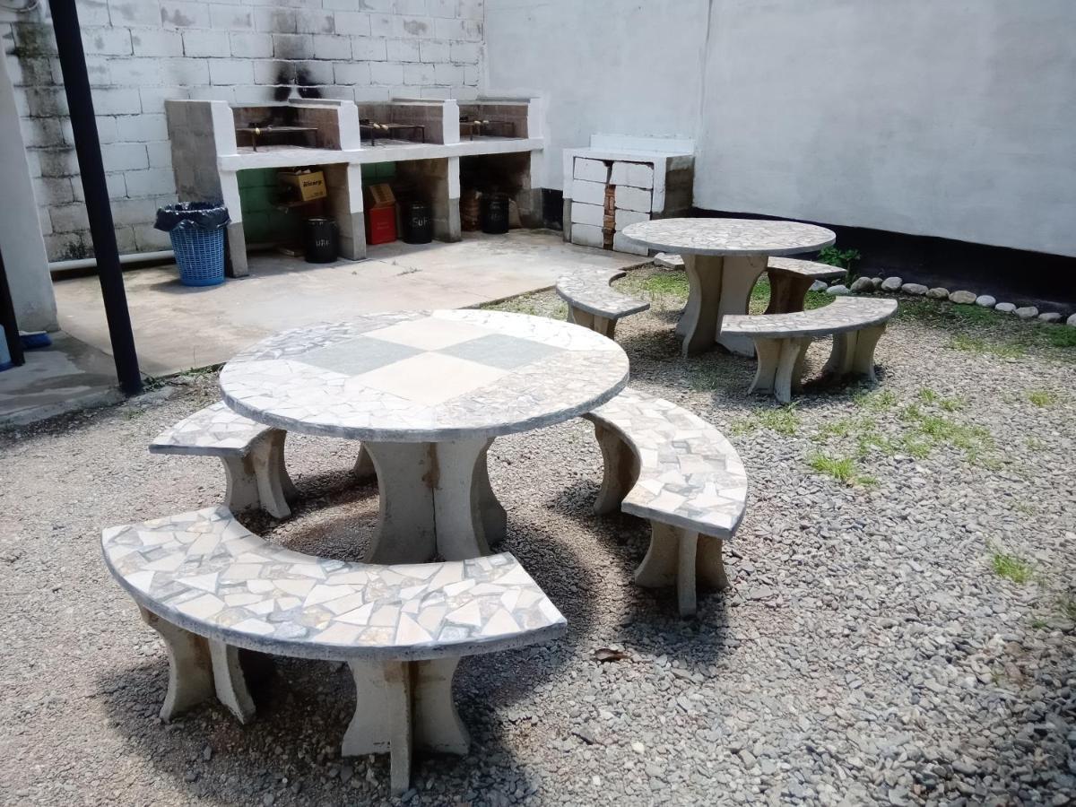 Hosteria El Peregrino Villa Cura Brochero Exteriör bild