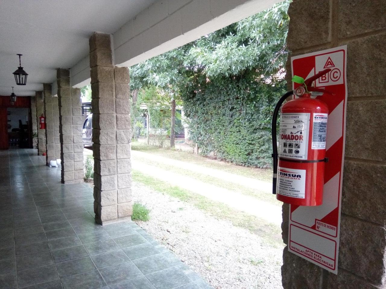 Hosteria El Peregrino Villa Cura Brochero Exteriör bild